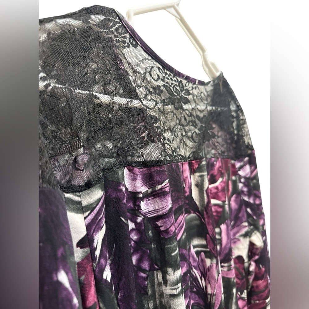 Laura Purple Floral Top with Lace Yoke – XL - Picture 5 of 5